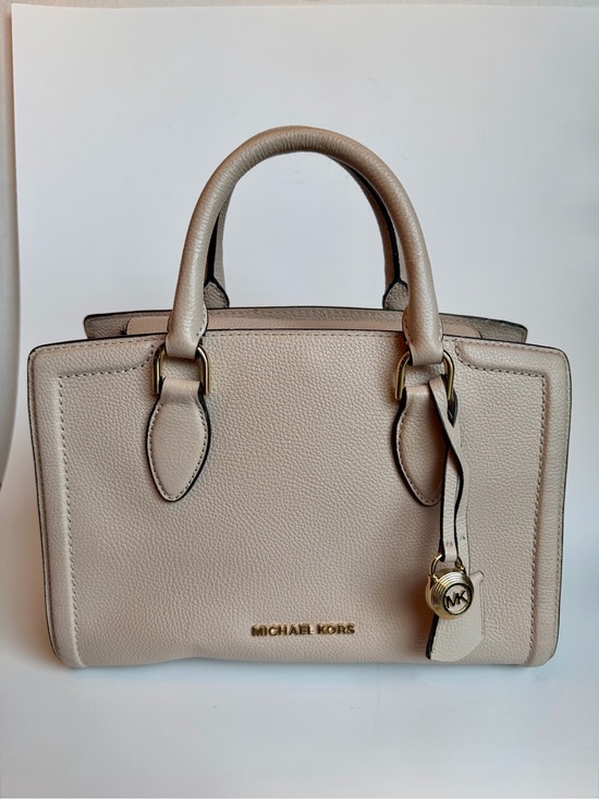 Michael Kors Handbags - Michael Kors Mercer Pebbled Leather Satchel Handbag Blush Beige Gold Tone Purse